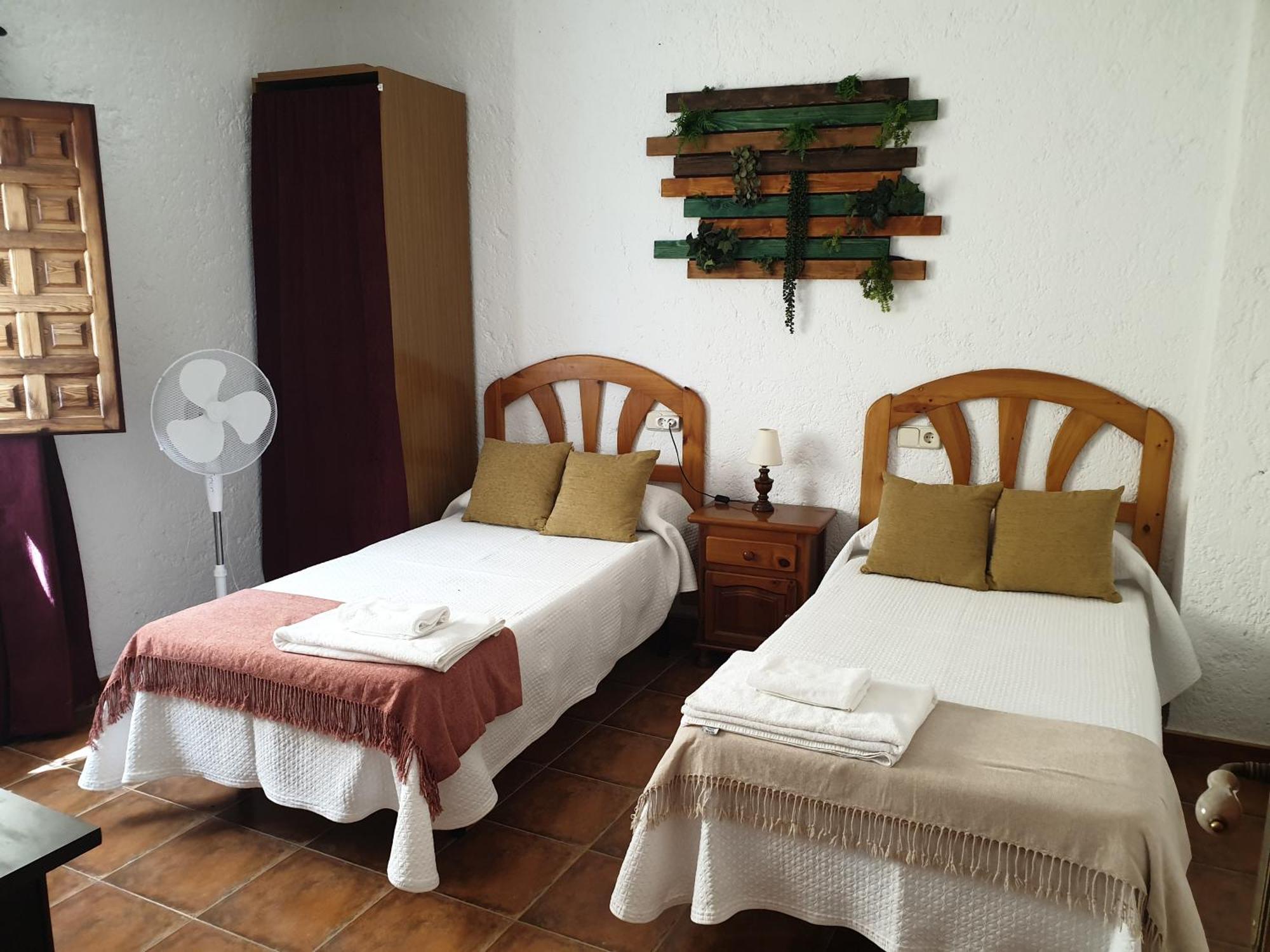 Casa Rural El Lobo Aýna Esterno foto